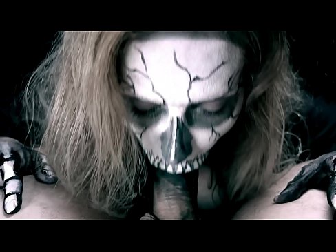❤️ ສາວ Demon ດູດ cock ກັບປາກສີດໍາຂອງນາງແລະກືນ cum. ❤️ ພາບລາມົກທີ່ມີຄຸນນະພາບ ທີ່ lo.vbdsm.ru ️❤
